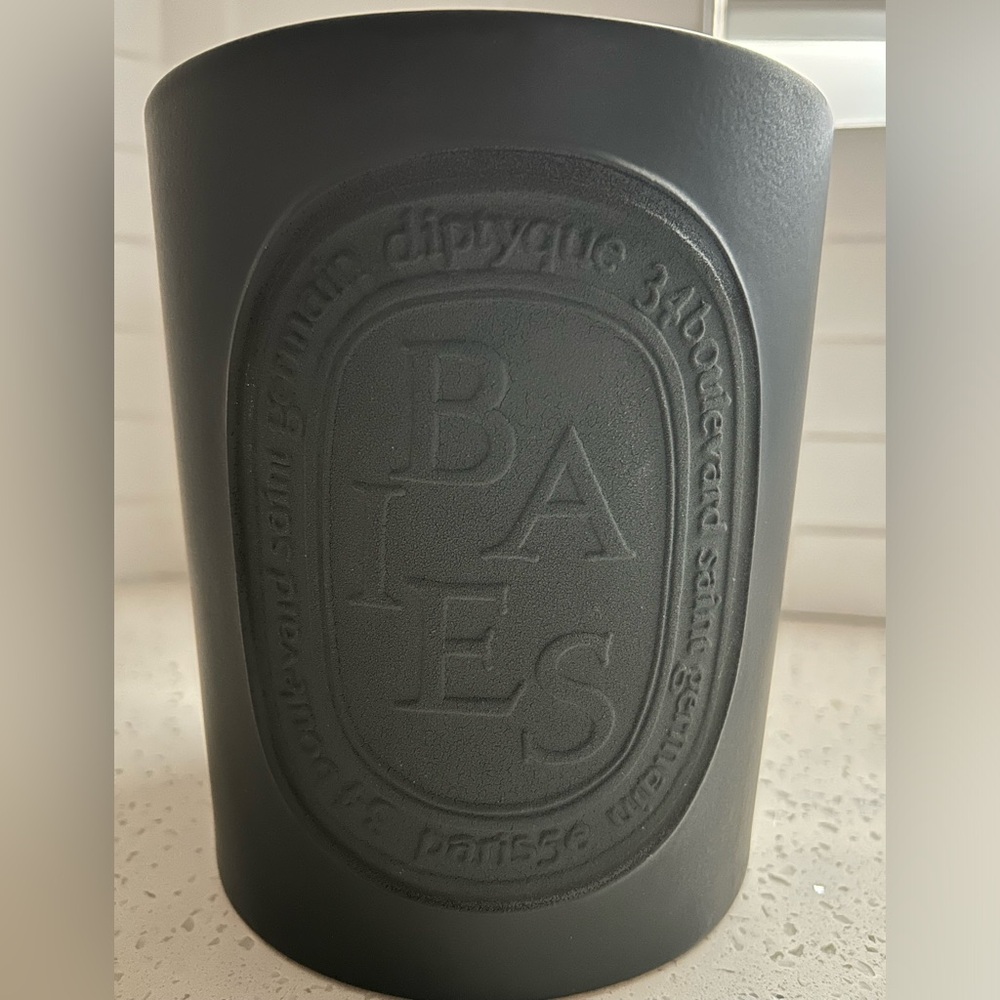 Diptyque Baies (Berries) Extra Large Candle 51.3oz